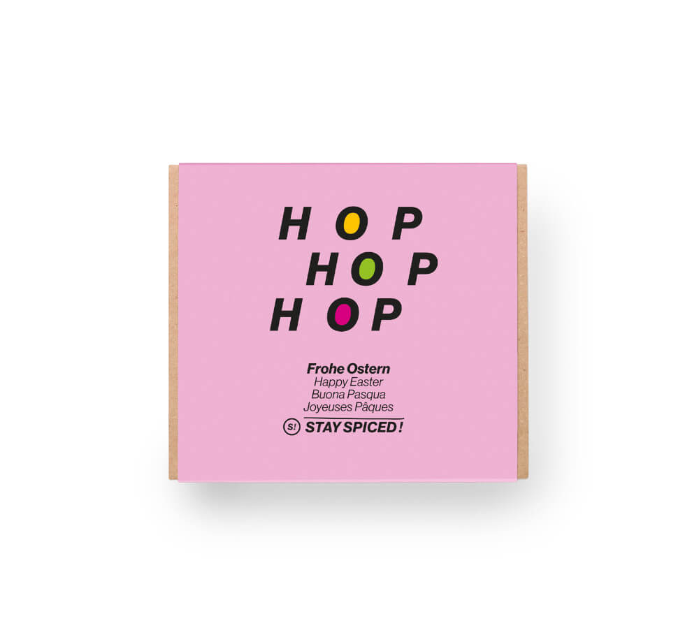 Ostern Geschenkbox mit 4 Gewürzen - Geschlossene pinke Box mit Hop Hop Hop Aufdruck von STAY SPICED