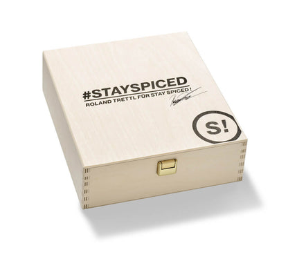 Die hochwertige, geschlossene Holzkiste aus der Roland Trettl Edition von STAY SPICED !