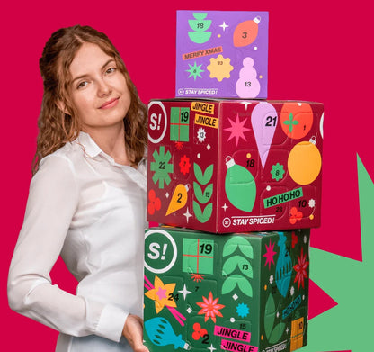 STAY SPICED! Adventskalender Deluxe zusammen mit weiteren Gewürz Adventskalendern