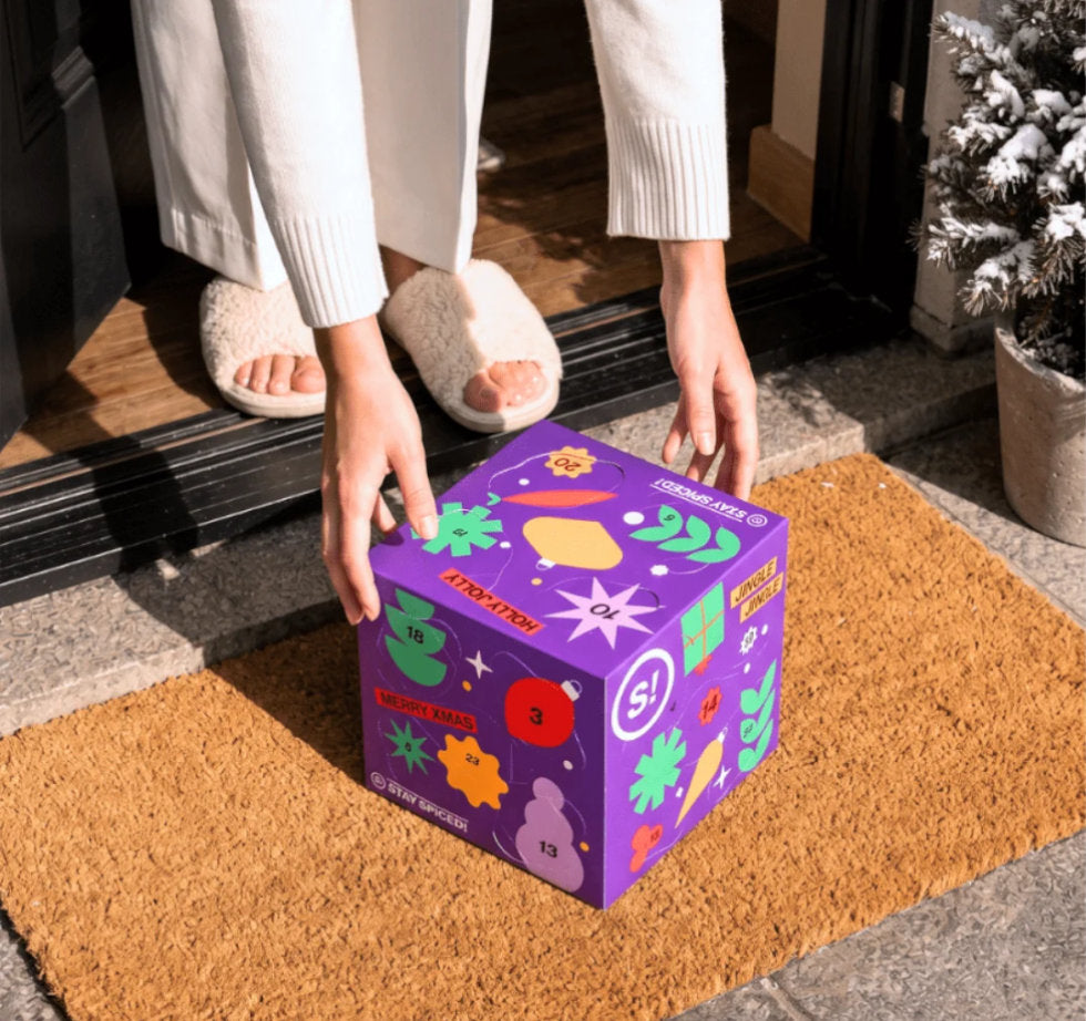 STAY SPICED! Gewürz Adventskalender Mini als weihnachtliches Geschenk vor der Haustüre